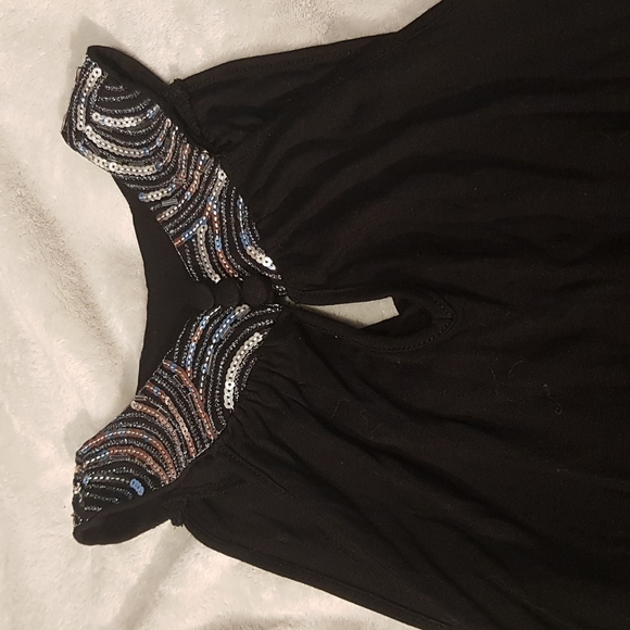 Vero Moda Sleeveless Top - Picture 2 of 4